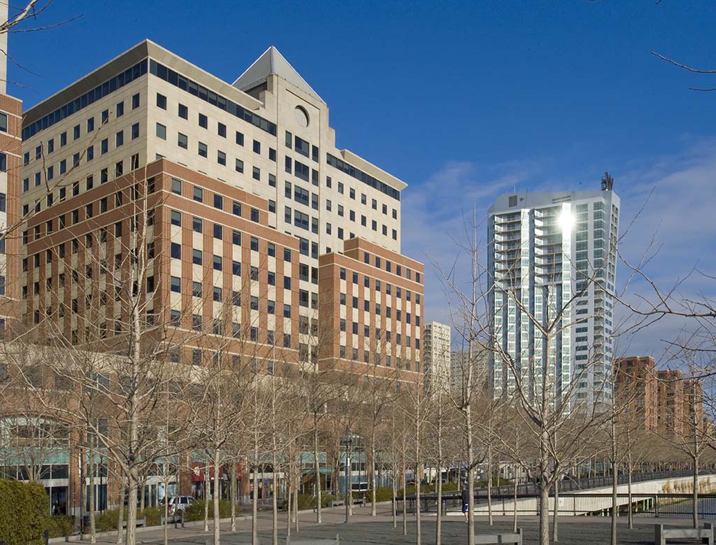 EY Signs 168,000-SF Office Lease at SJP Properties’ Waterfront Corporate Center II in Hoboken, N.J.